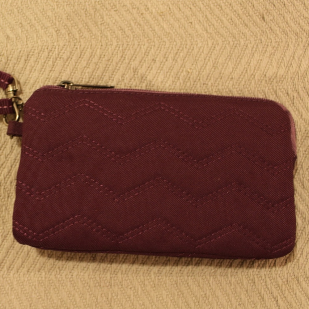 Vary You Wristlet - Plum Purple